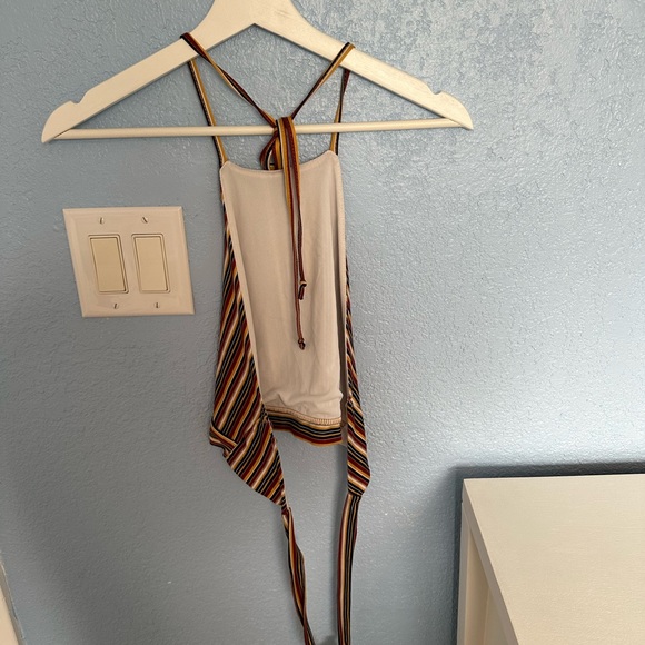 Halter crop top - Picture 4 of 4